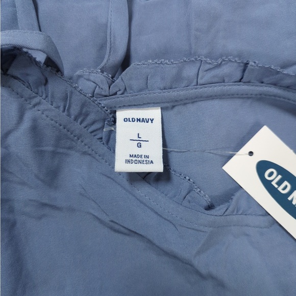 🎅🏻 3/$50 Old Navy Ruffled V-Neck Cami Top - Picture 6 of 9